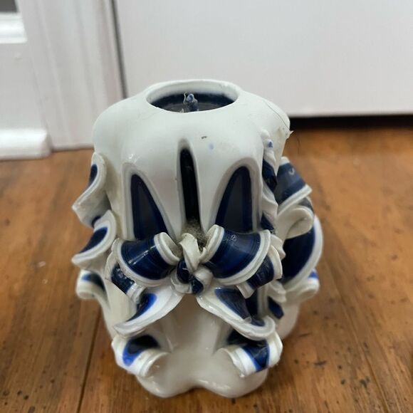 ⚡CLOSET CLEAR-OUT: ⚡ Betty Boop Standing By Graffiti Wall With Pudgy & candle - Picture 7 of 9